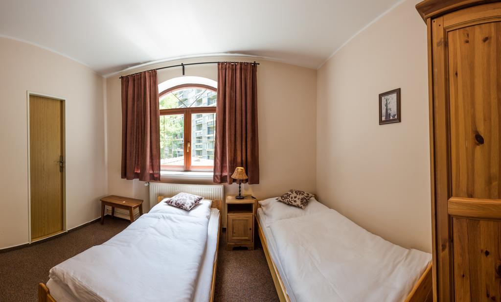 Penzion & Rizkarna Frýdek-Místek Extérieur photo